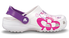 bota Crocs Classic Hello Kitty Flowers